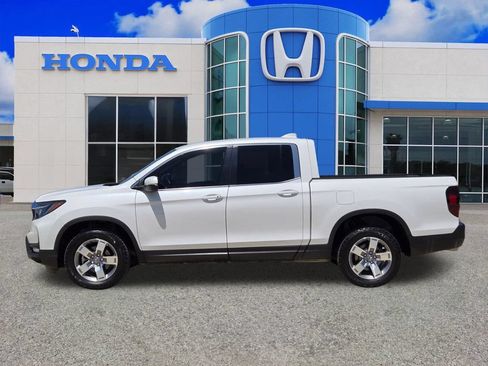 Certified 2025 Honda Ridgeline RTL image 6