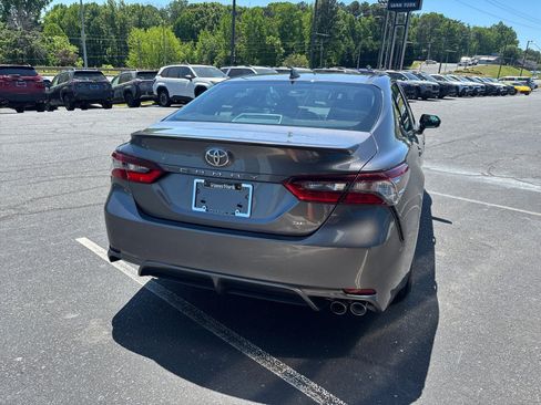 Used 2021 Toyota Camry SE w/ Convenience Package FWD image 49