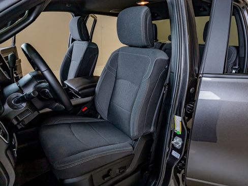 Used 2024 RAM 3500 Lone Star w/ Night Edition image 32