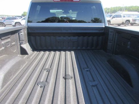 New 2026 GMC Sierra 3500 SLT AWD/4WD image 7