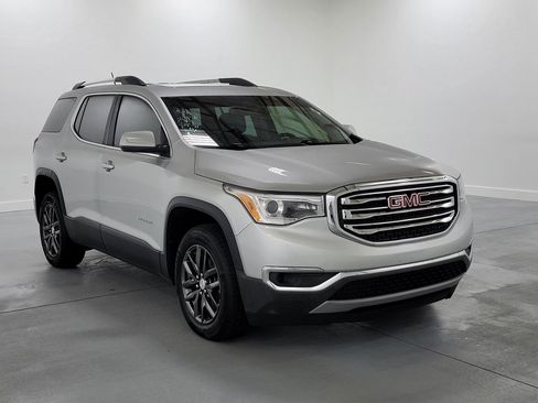 Used 2019 GMC Acadia SLT AWD/4WD image 2