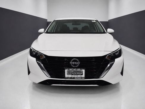Certified 2025 Nissan Sentra S FWD image 6