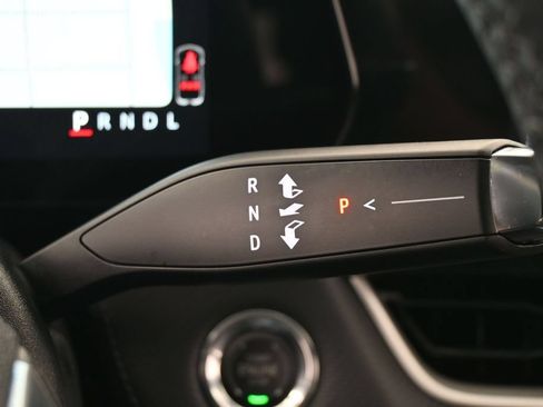 Used 2026 Chevrolet Equinox LT FWD image 27