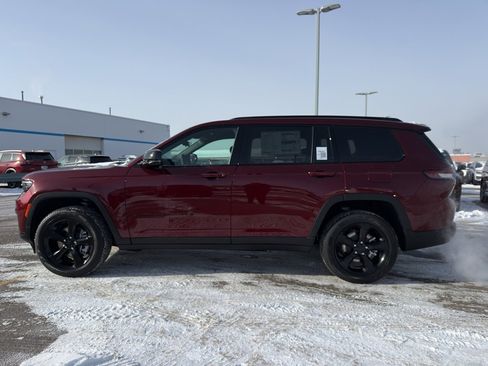 New 2025 Jeep Grand Cherokee L Limited image 6