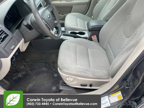 Used 2011 Ford Fusion SE w/ 202A Rapid Spec Order Code image 9