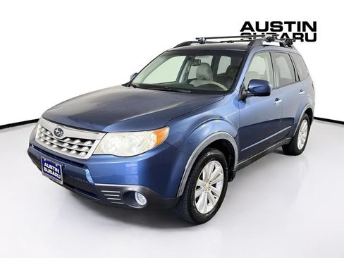 Used 2013 Subaru Forester 2.5X Premium AWD/4WD image 3