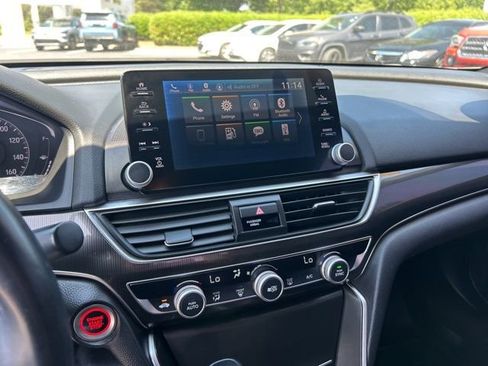 Used 2018 Honda Accord Sport image 23