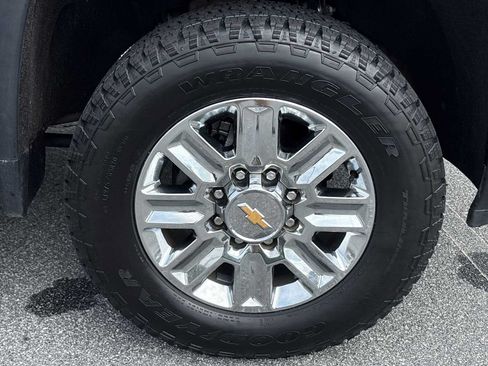 Used 2024 Chevrolet Silverado 2500 High Country w/ LPO, Dark Essentials Package AWD/4WD image 34