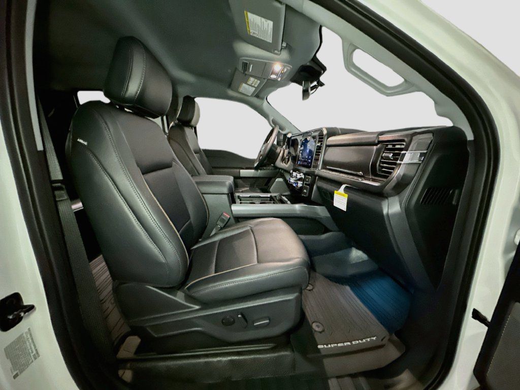 New 2026 Ford F450 Lariat AWD/4WD image 31