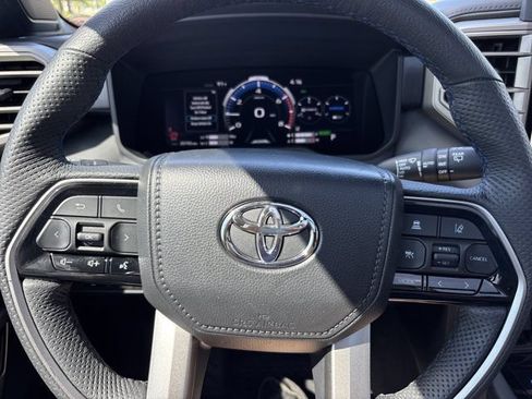 Used 2026 Toyota Sequoia Platinum AWD/4WD image 30
