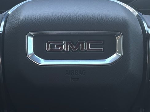 Used 2025 GMC Yukon XL AT4 Ultimate image 12