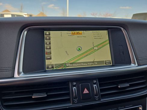 Used 2016 Kia Optima EX w/ Premium Package image 28