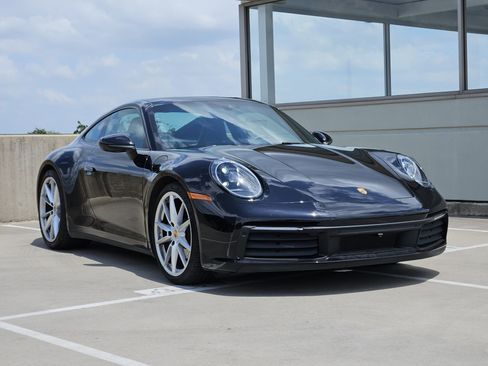 Certified 2024 Porsche 911 Carrera RWD image 10