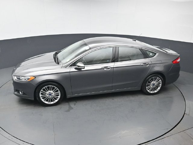 Used 2014 Ford Fusion SE w/ Equipment Group 202A FWD image 31
