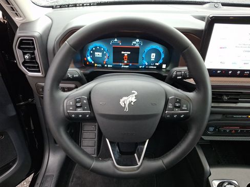 Used 2025 Ford Bronco Sport Outer Banks w/ Outer Banks Tech Package+ image 23