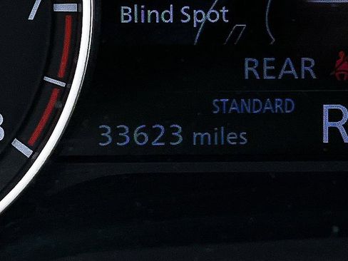 Used 2021 Nissan Rogue S image 29