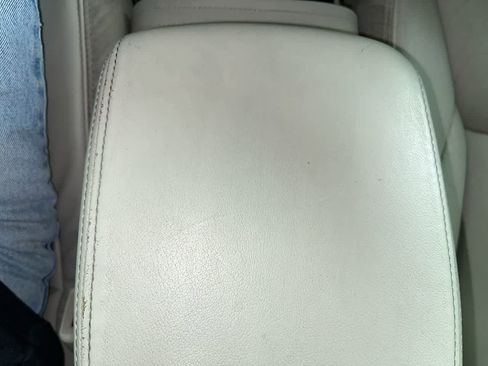 Used 2008 Cadillac DTS image 21