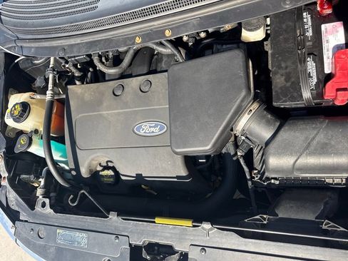 Used 2012 Ford Edge Limited image 26