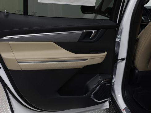 New 2026 Buick Enclave Preferred image 21