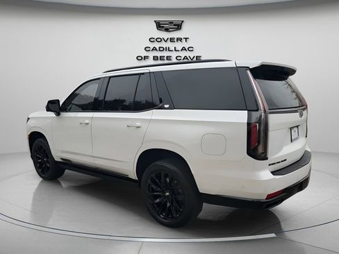 Used 2023 Cadillac Escalade Sport w/ LPO, ONYX Package image 7