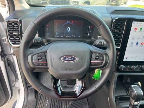 Used 2024 Ford Ranger XLT w/ Trailer Tow Package image 18