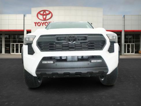 New 2026 Toyota Tacoma TRD Off-Road AWD/4WD image 2