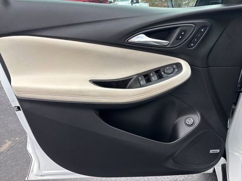 Used 2024 Buick Encore GX Avenir w/ Avenir Technology Package image 27