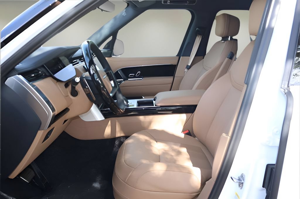 New 2026 Land Rover Range Rover SE AWD/4WD image 11