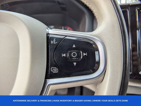 Used 2020 Volvo XC60 T5 Inscription w/ Protection Package image 33