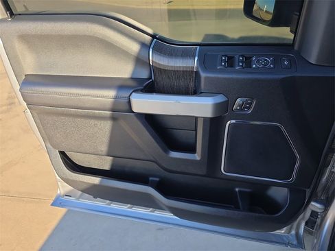 Used 2020 Ford F350 Lariat w/ Lariat Ultimate Package image 28