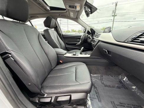 Used 2014 BMW 320i xDrive Sedan image 30