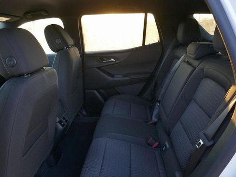 New 2026 Chevrolet Equinox LT image 12