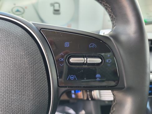Certified 2022 Hyundai Ioniq 5 SEL RWD image 31