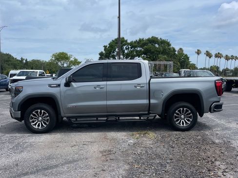 Used 2023 GMC Sierra 1500 AT4 w/ Technology Package AWD/4WD image 5