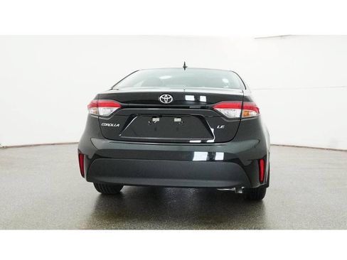 New 2026 Toyota Corolla LE FWD image 30