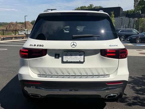 Used 2026 Mercedes-Benz GLB 250 4MATIC image 6