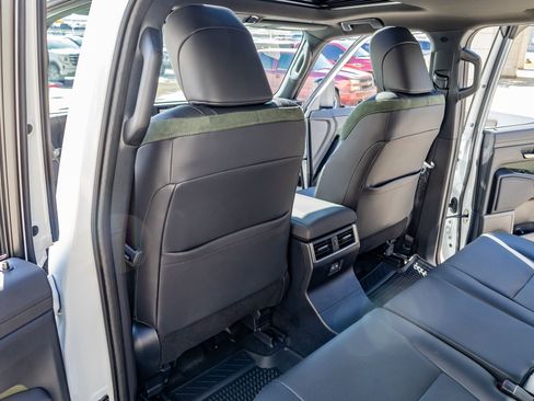 Used 2025 Lexus GX 550 550 Overtrail image 34