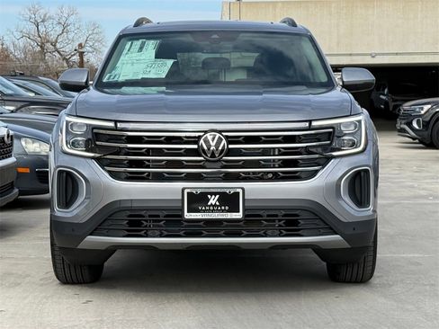 New 2026 Volkswagen Atlas SE image 5