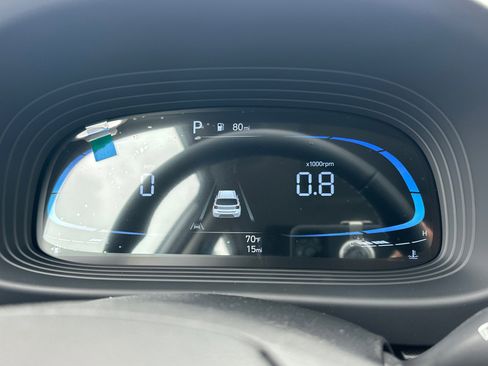 New 2025 Hyundai Venue SEL image 20