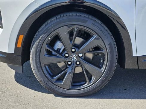 New 2025 Buick Envision Sport Touring image 8