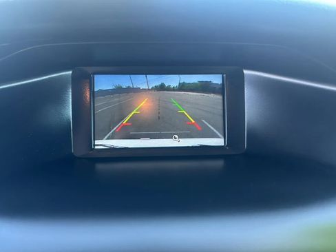 Used 2018 Ford Focus SE FWD image 15