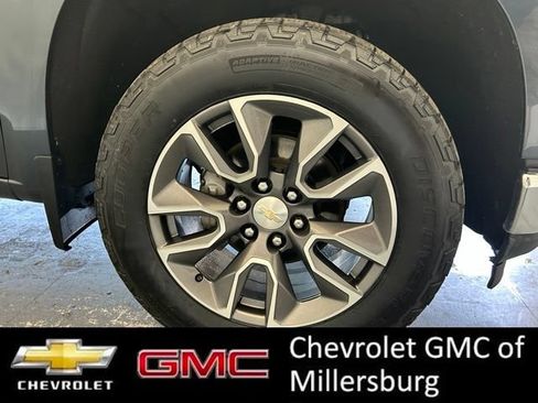 Used 2021 Chevrolet Silverado 1500 LT w/ Convenience Package II AWD/4WD image 12