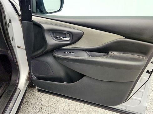 Used 2018 Nissan Murano SV FWD image 26
