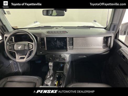 Used 2025 Ford Bronco Badlands image 17