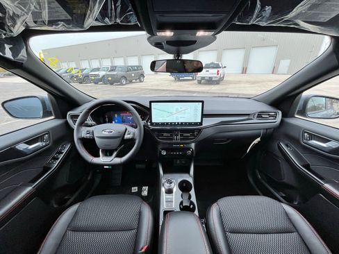 New 2026 Ford Escape ST-Line Select w/ Tech Pack #1 AWD/4WD image 4