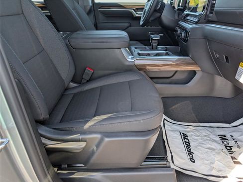 New 2026 Chevrolet Silverado 1500 RST AWD/4WD image 38