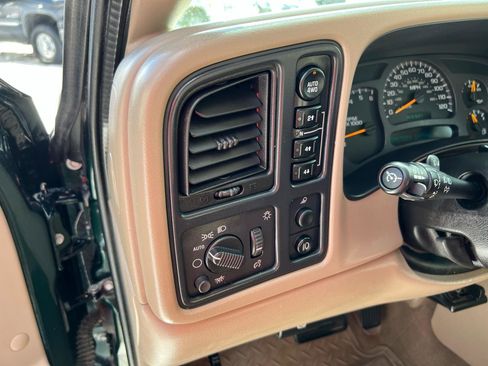 Used 2004 Chevrolet Silverado 1500 LT w/ Light Duty Power Package image 16