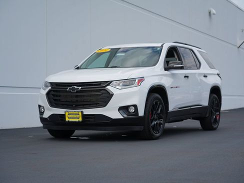 Used 2021 Chevrolet Traverse Premier w/ Redline Edition AWD/4WD image 7