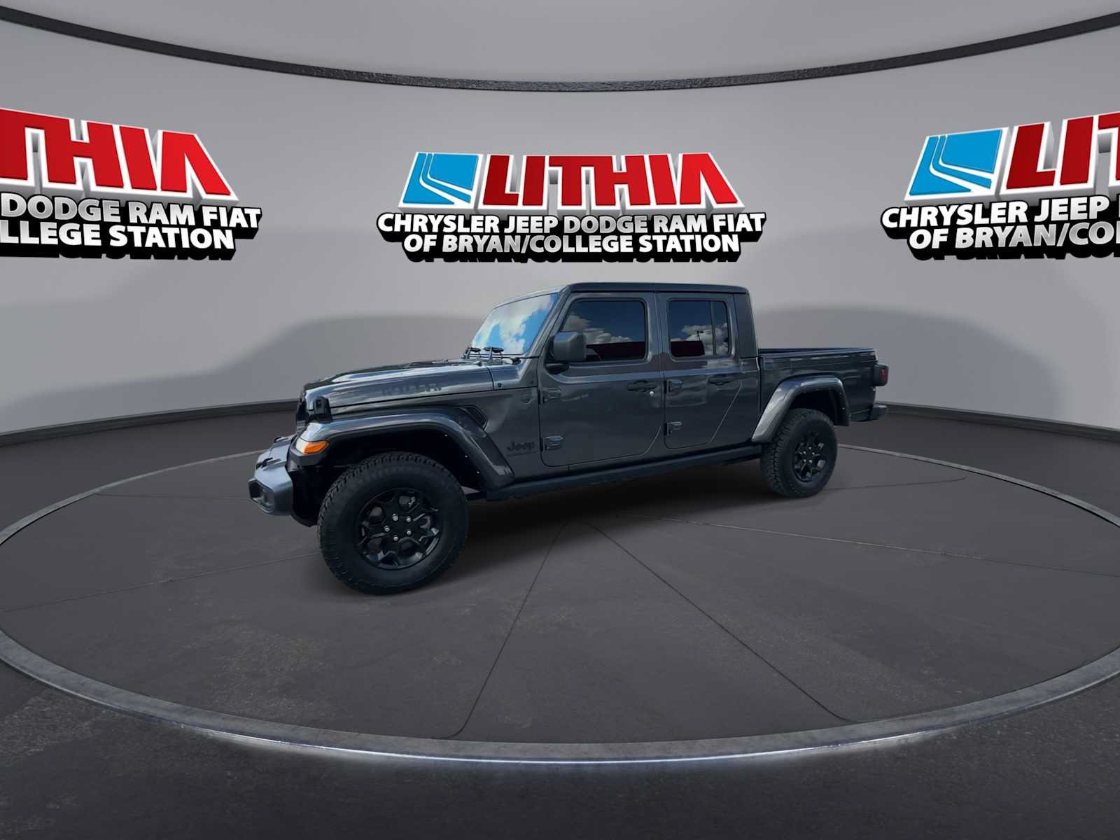 Used 2023 Jeep Gladiator Sport AWD/4WD image 4