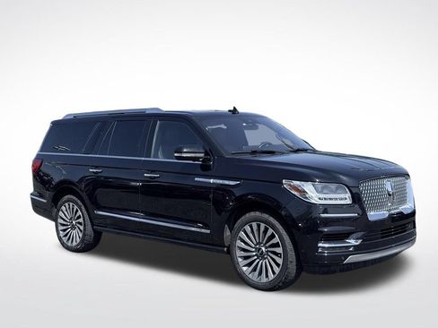 Used 2019 Lincoln Navigator L Reserve AWD/4WD image 4